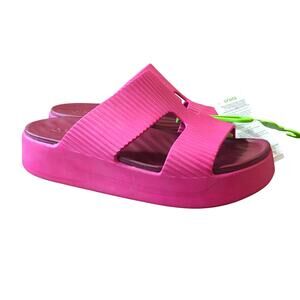 NEW Crocs Getaway Groove Platform H Strap Sandal Womens 9 Dragonfruit Pink Shoe